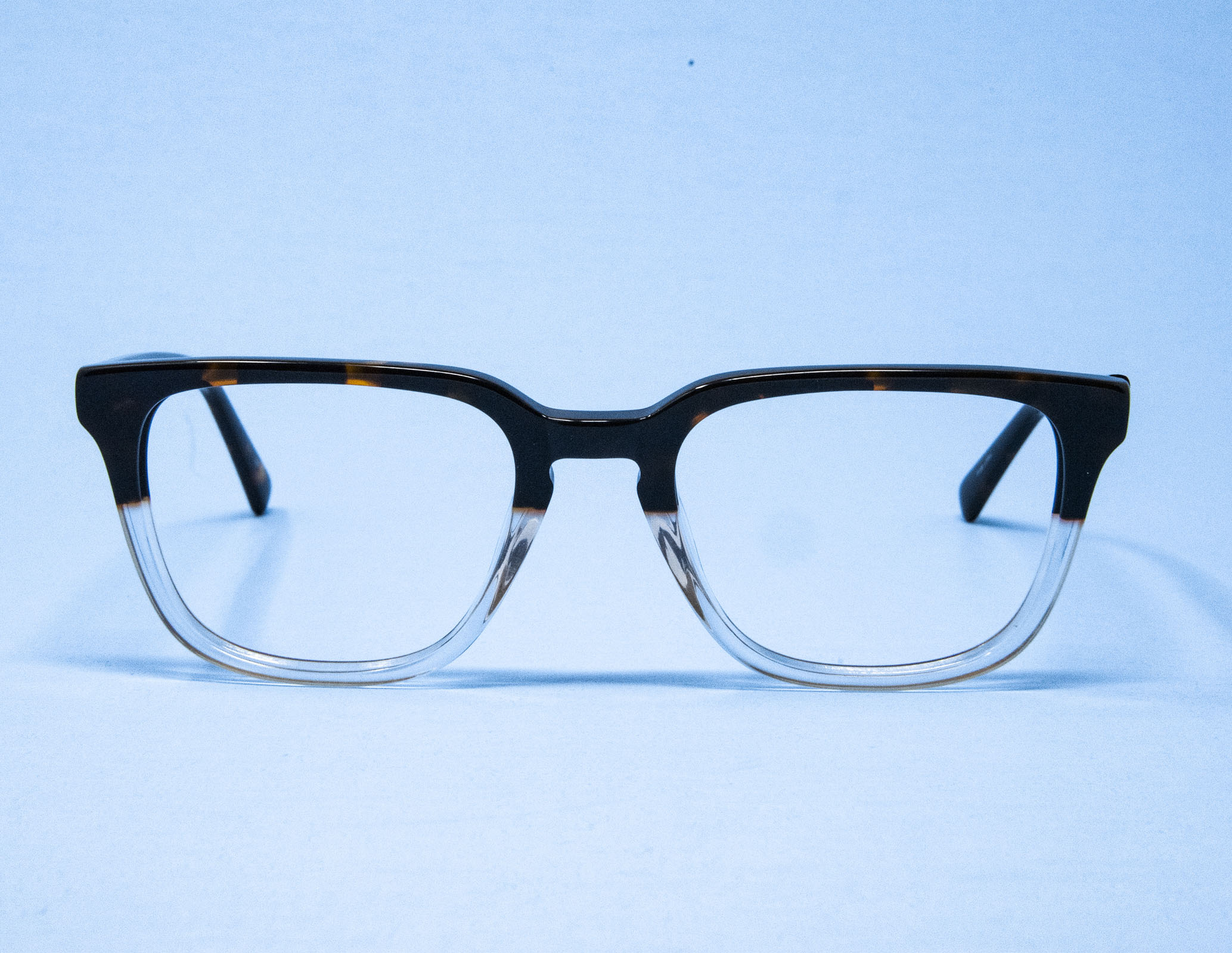 Two-toned eyeglasses